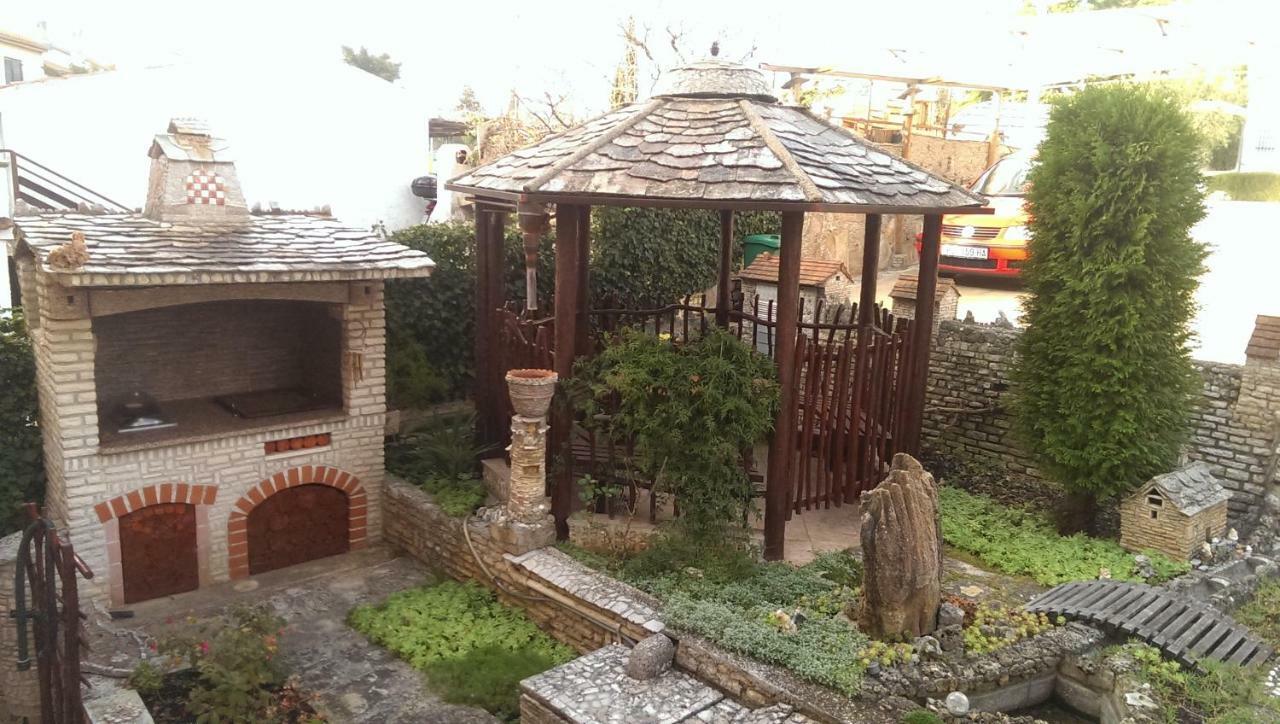 Apartman Tomo Пула Экстерьер фото