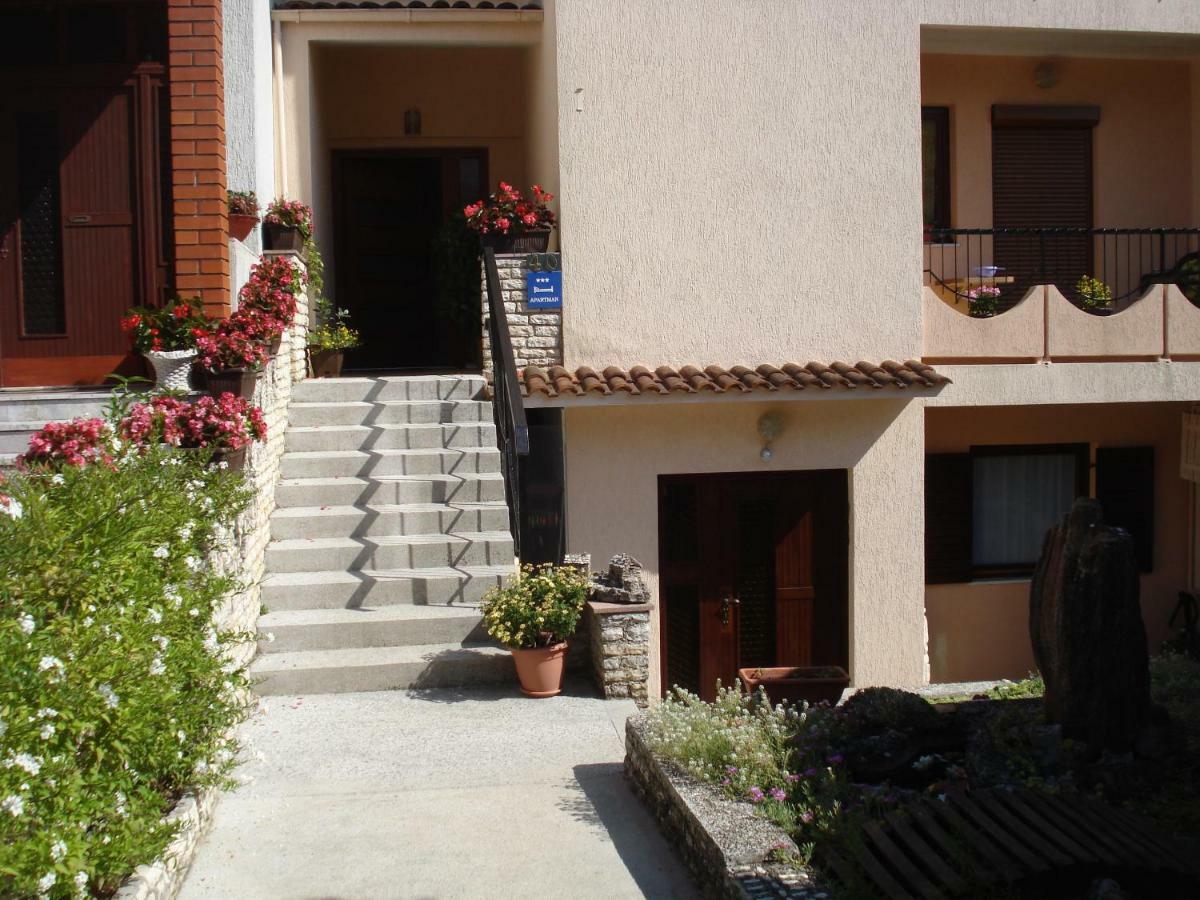 Apartman Tomo Пула Экстерьер фото